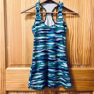 Lululemon LLL green blue white racerback sleeveless tank top shirt XS